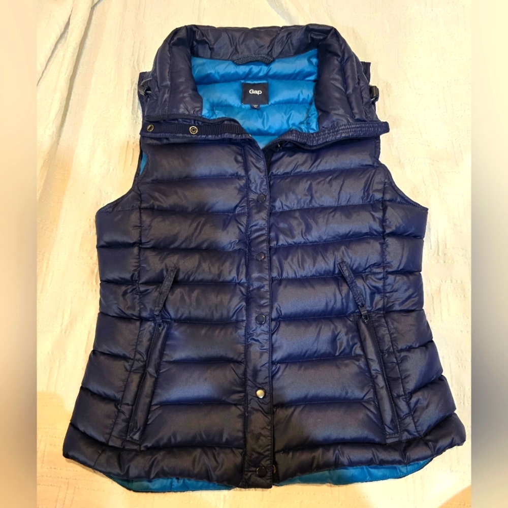 EUC GAP Navy Blue/Teal Zip Up Puffer Vest Size XS Quilted